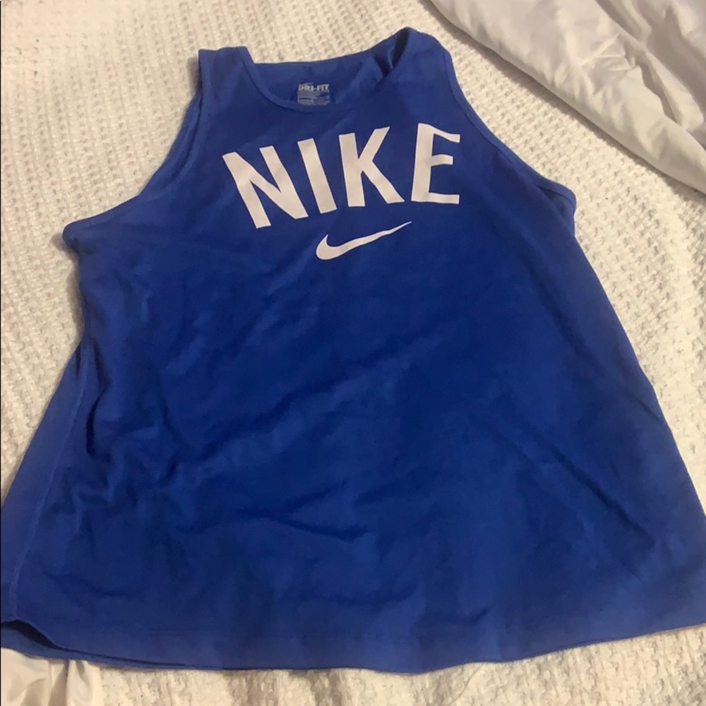 Nike dri fit women’s workout tank top